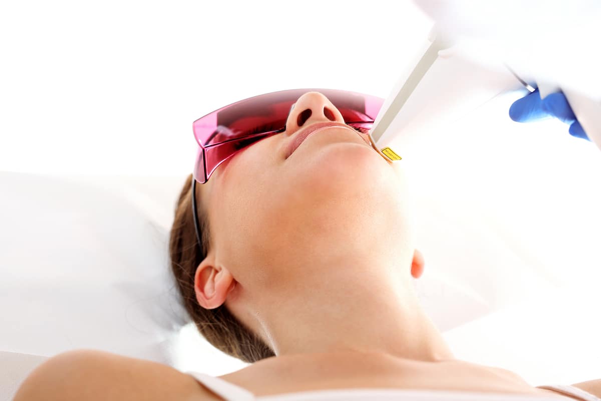 How to Choose a Laser Hair Removal Specialist